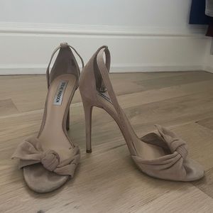 Steve Madden Tan Heels